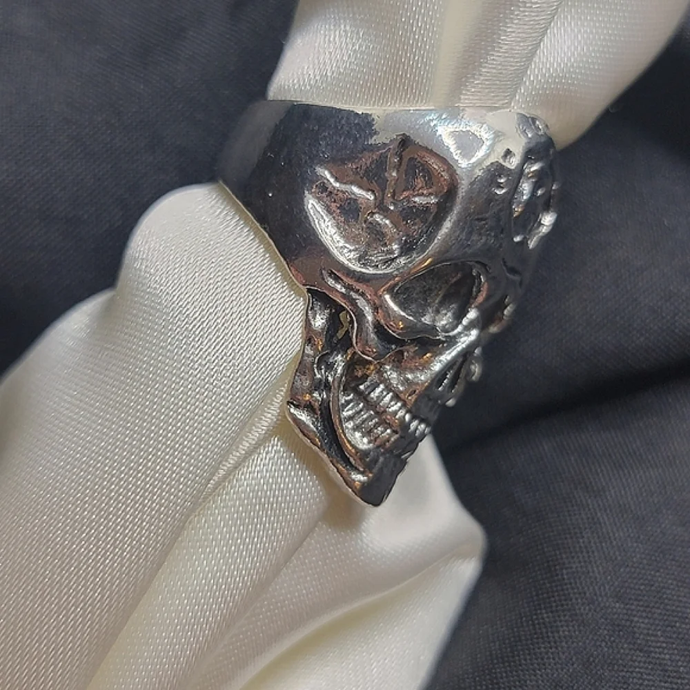 Third eye skull ring